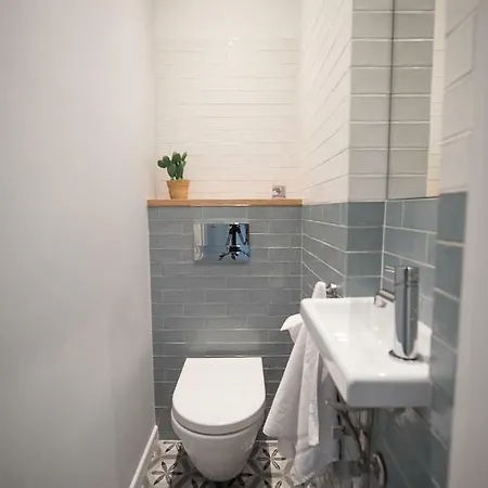 Ts Centre Apartment